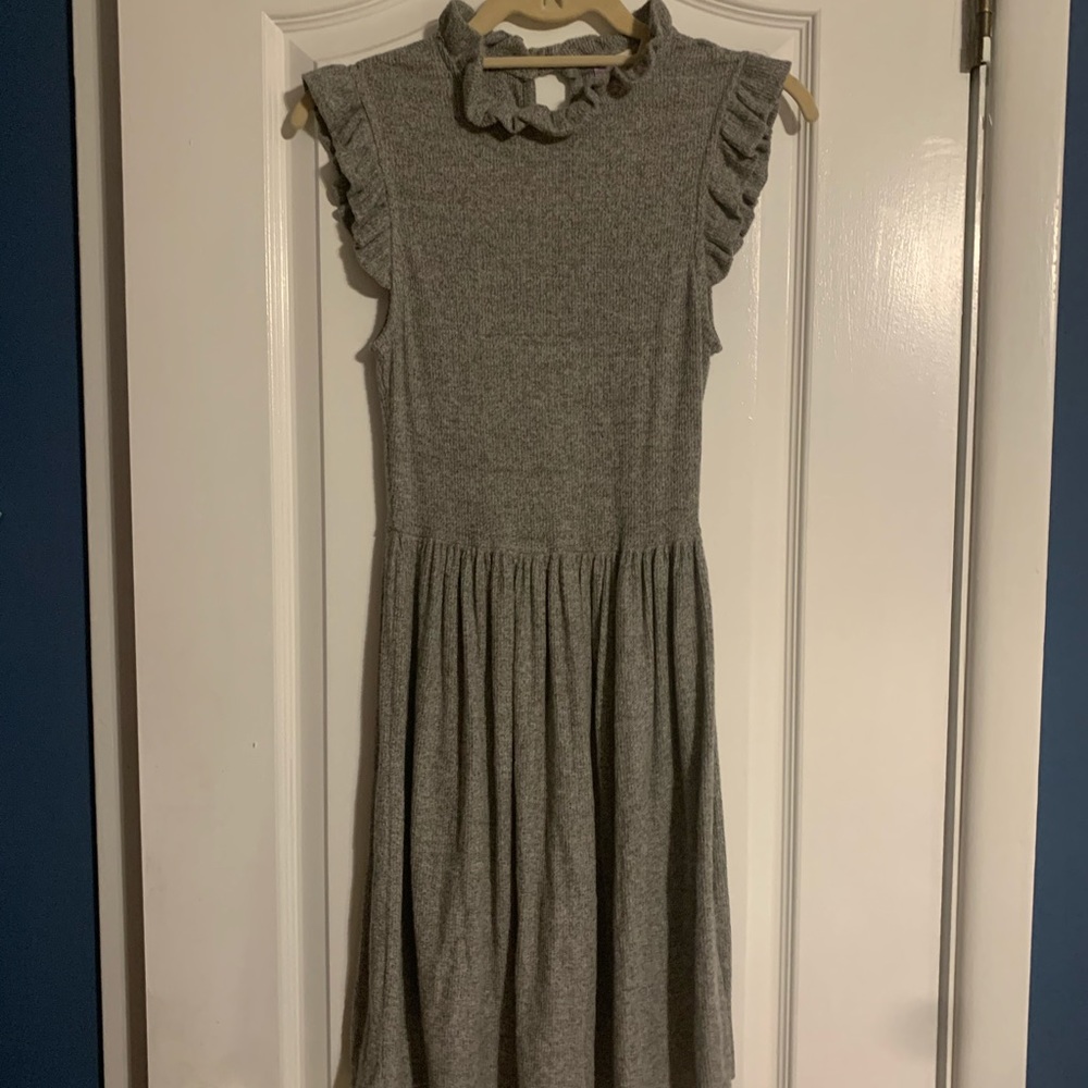 Sleeveless dress